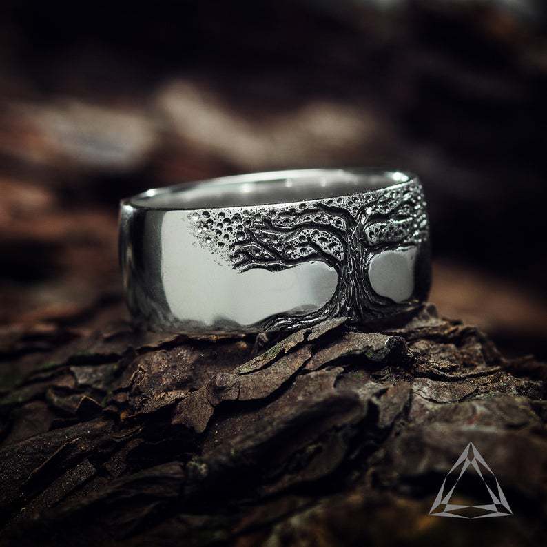 Simple Retro Carved Tree of Life Ring