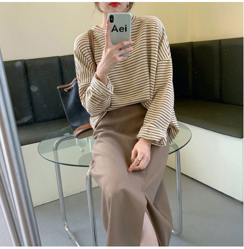 Elegant Basic Women's Fashion T-Shirt